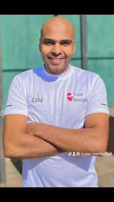 كابتن زياد محمود